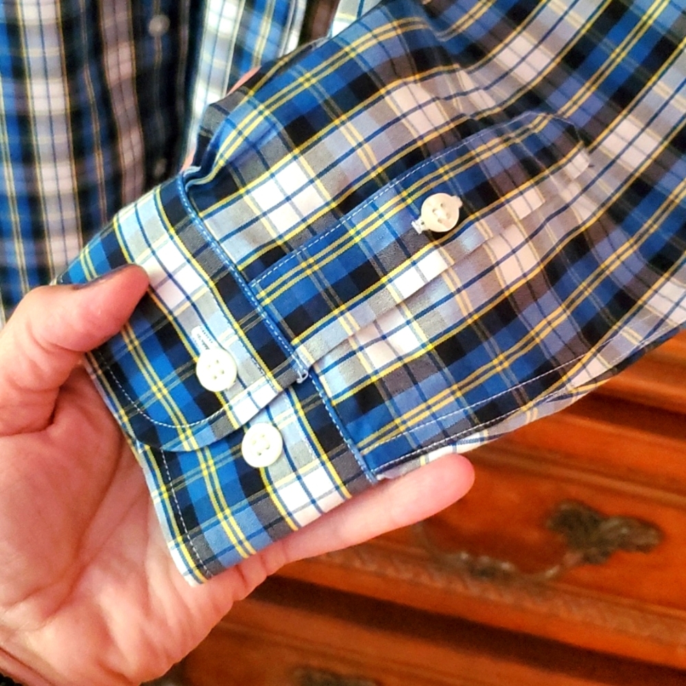 Boys Brooks Brothers 100% cotton button down shirt - Picture 3 of 5